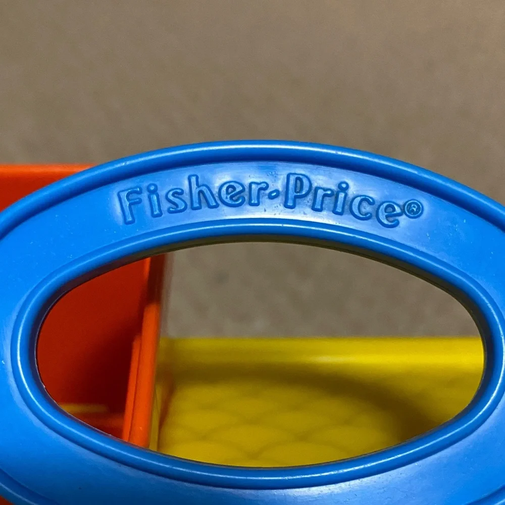 Vintage 1984 Fisher-Price Discovery Cottage
